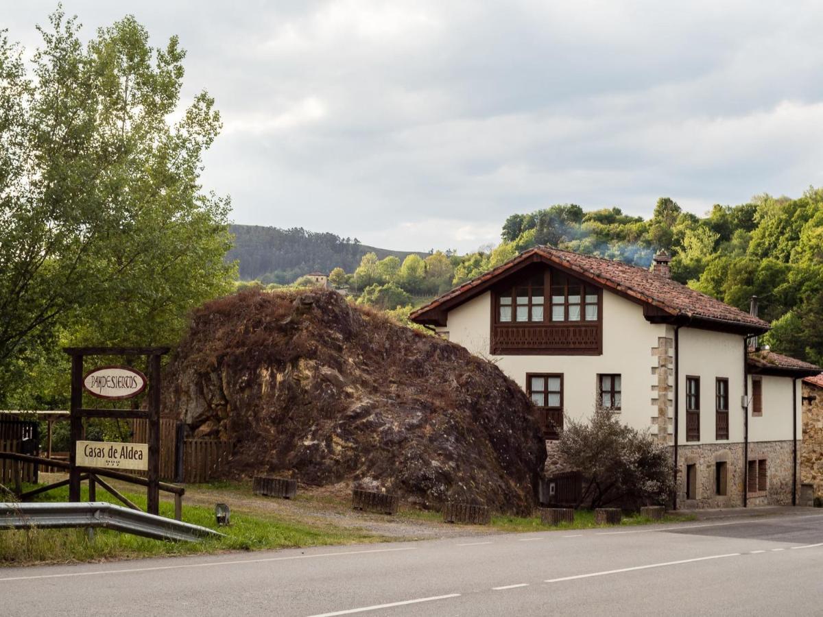 Casas Rurales Pandesiertos Cangas de Onis Exterior photo